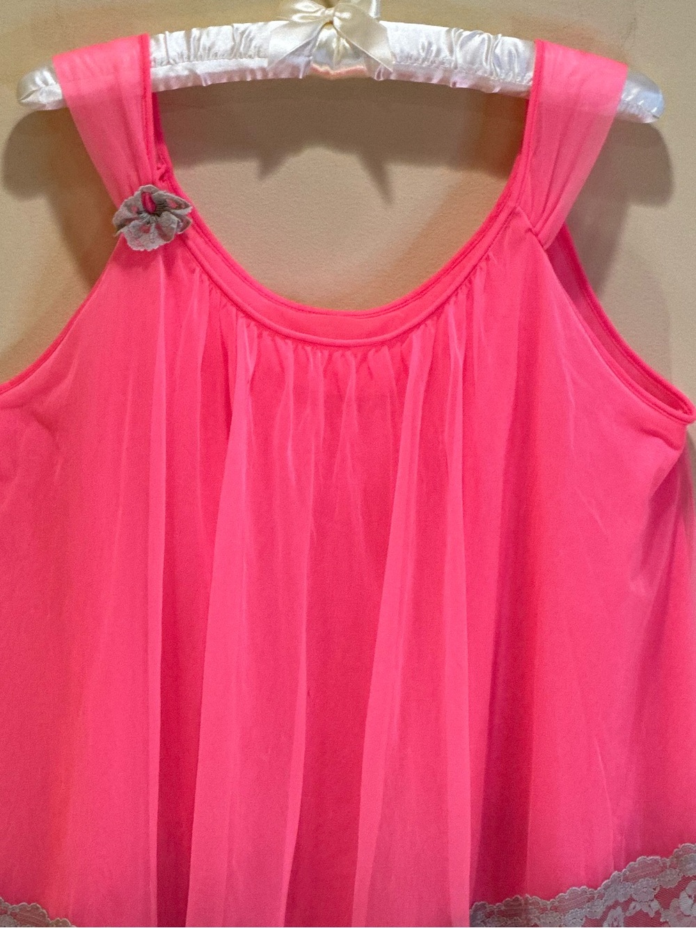 VTG 1960s Chic Lingerie Neon Pink Chiffon Lace Babydoll Lingerie Top Flower L - Picture 2 of 15